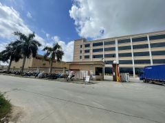 园洲镇原房东工业园区砖墙到顶滴水12米带5吨行车6000平
