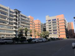 观澜大水坑一房东一楼2500平空地大可分租厂房仓库低价出租