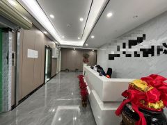 整层2100平精装厂房办公出租，龙华地铁口附近，原房东直租