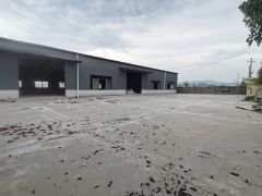 博罗园洲钢结构厂房仓库低价9块出租可做污染行业滴水9米。