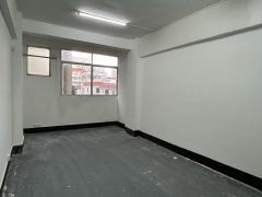 大浪老围工业园，50平，月租1500元，适合办公仓库小加工等