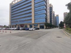 上市形象9元价格1千平起分原房东招租单层面积3000平低价租