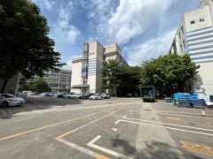 横岗原房东红本厂房2137平出租，带现成装修可分租