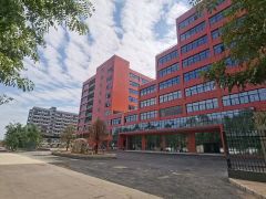 常平新出原房东60000平厂房仓库出租，一楼9米高，大小分租