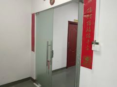 塘厦平山工业区800平厂房宿舍6间共12000带装修超便宜