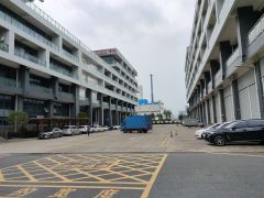 坪山新出原房东大型花园式红本厂房整层4300平方