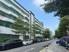 坂田岗头地铁站附近一楼和二楼单层面积3500平精装修红本厂房