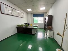 龙岗中心城新出400平米带装修二楼厂房出租有办公室有仓库
