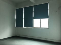 大浪商业中心附近新出楼小面积厂房出租，300平米起分适合办公