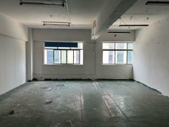 龙华民治油松127平，适合办公仓库，小加工，租金单价29元