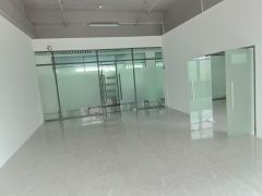 爱南路一楼1600平楼上1600平米厂房出租办公室出租分租