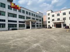 塘厦平山独院一楼全新装修层高6米带牛腿交通方便空地大