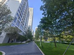 免租24个月横岗荷坳全新红本厂房单层面积1500平方低价出租