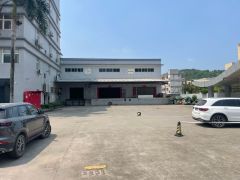 秋长白石工业区1800平单一层厂房仓库低价出租层高8米
