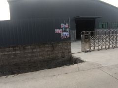 独门独院单层钢构厂房1750平方空地5000平方直租