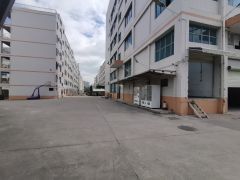 平湖华南城地铁站楼上3000平办公厂房仓库出租100平起租