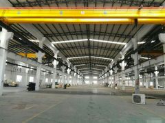 公明独院钢构厂房出租4200平高9米（带红本，可分700平）