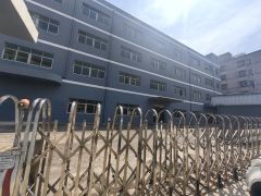 横岗主干道边独门独院8000平厂房仓库低价出租500平方起分
