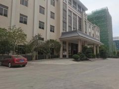 黄江靠深圳，一楼高6.5米带豪华装修无尘车间