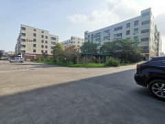 500起龙华阳台山地铁工业园5千平带精装修办公室仓库厂房出租