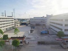独院全新厂房超大空地8.8元出租，适合仓库电子加工等各行业