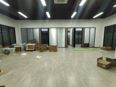 李朗珠宝园C6栋2楼现成电商办公仓储332平出租