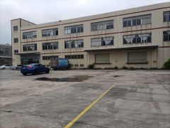 平湖新出一楼1500平带装修厂房仓库出租分租交通便利能办环评
